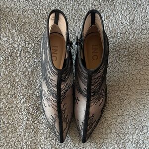 INC International Concepts Women's Black and Cream Lace Heels